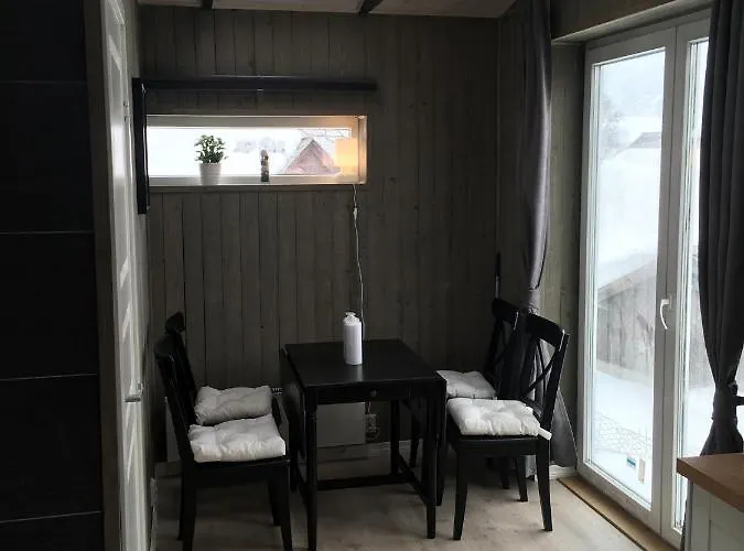 Voss- Oppheim Private Cozy *